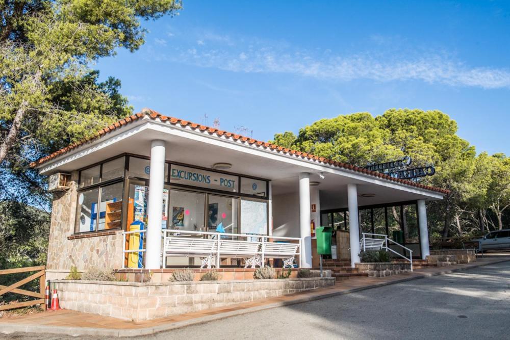 Camping Sunissim Cala Llevado 4* by Locatour Tossa de Mar Exterior foto